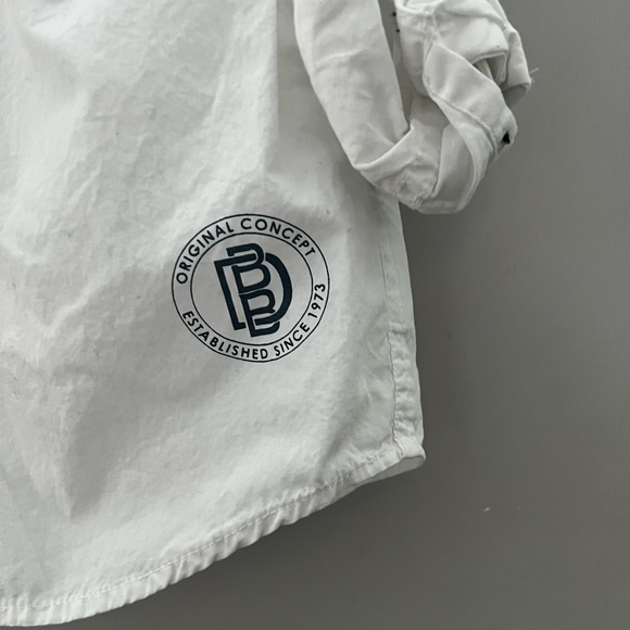 Boys Buffalo David Bitton white button down size 5. - Picture 2 of 5